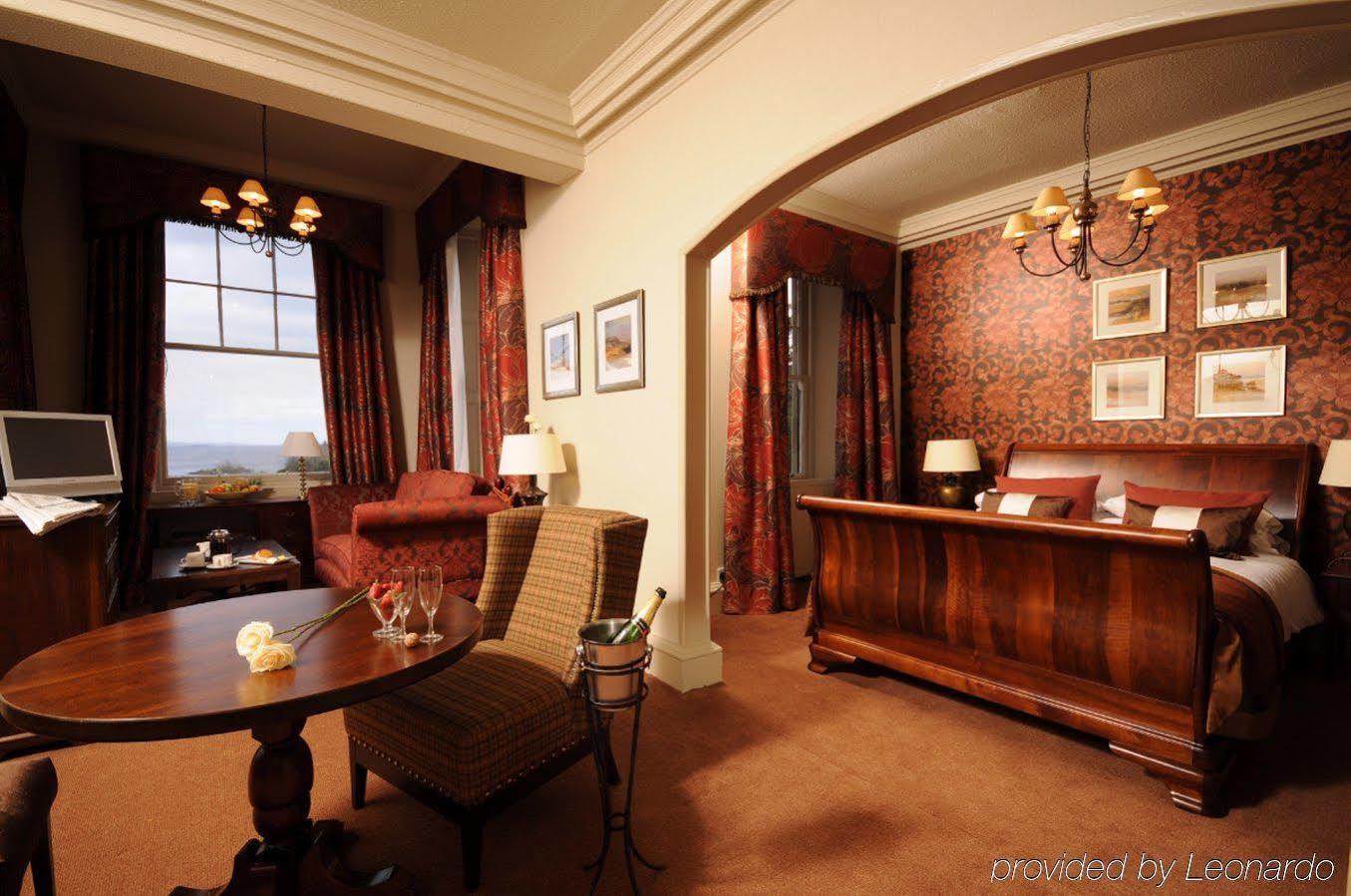 Stonefield Castle Hotel 'A Bespoke Hotel' Стая снимка