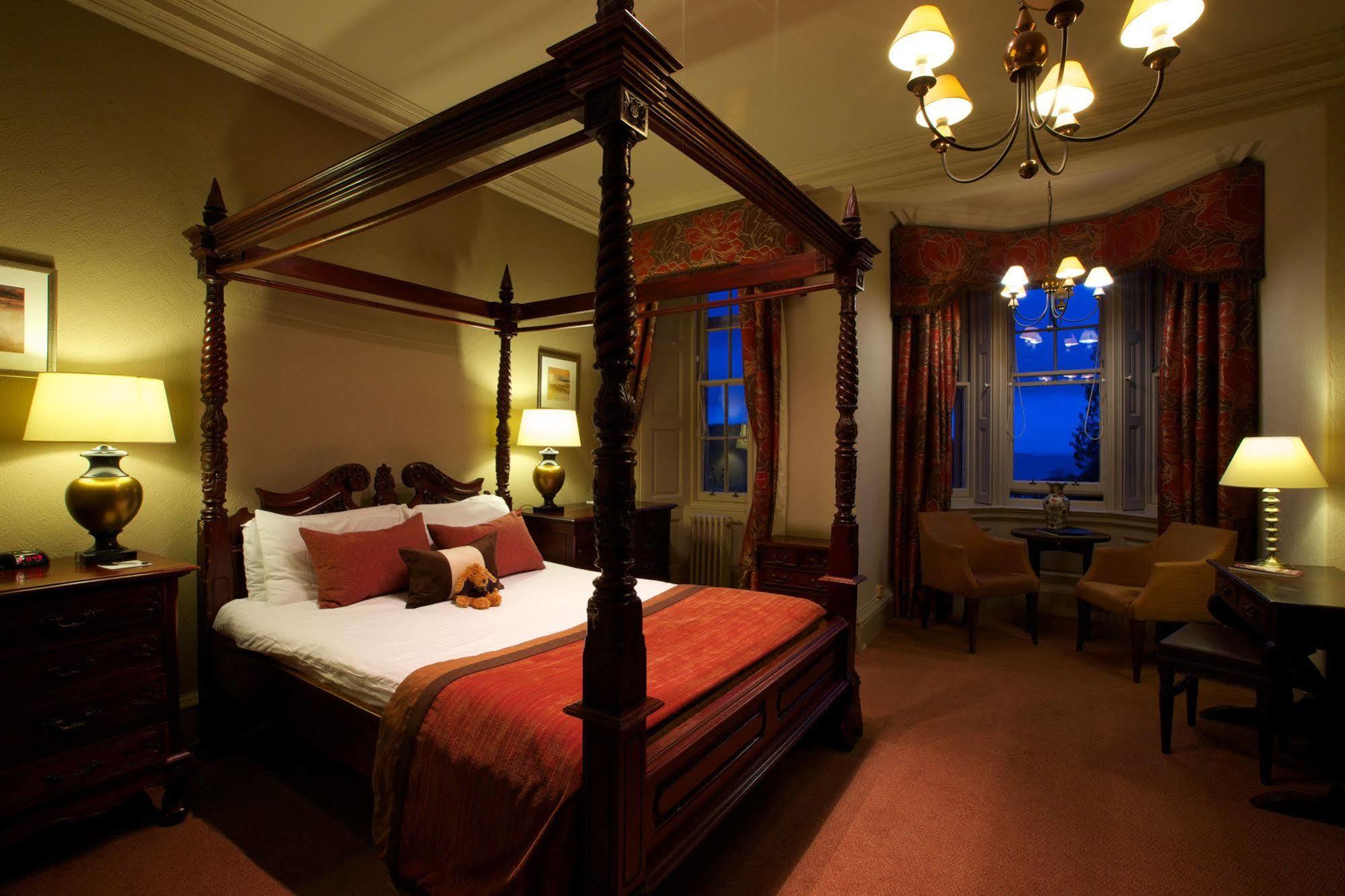 Stonefield Castle Hotel 'A Bespoke Hotel' Екстериор снимка
