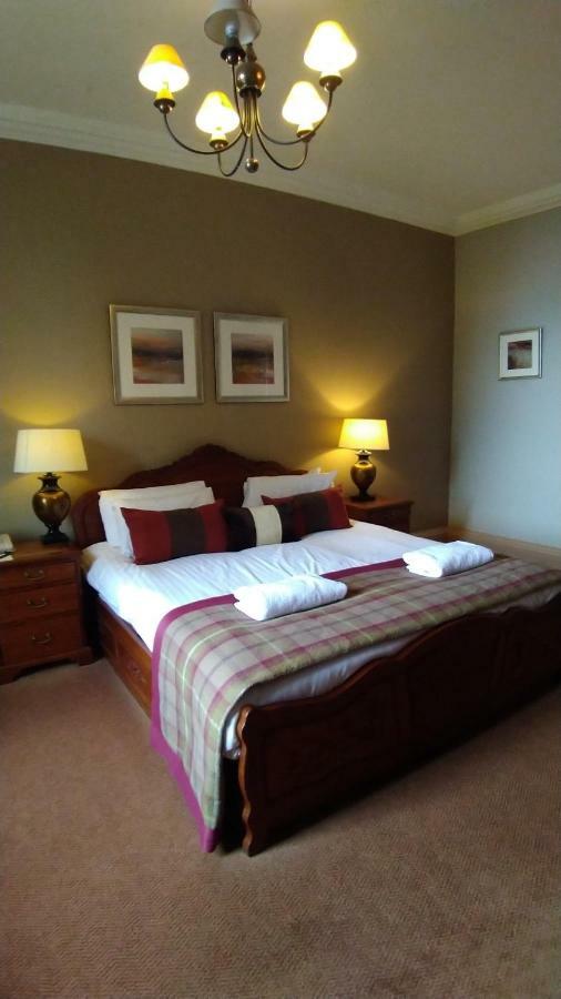 Stonefield Castle Hotel 'A Bespoke Hotel' Екстериор снимка